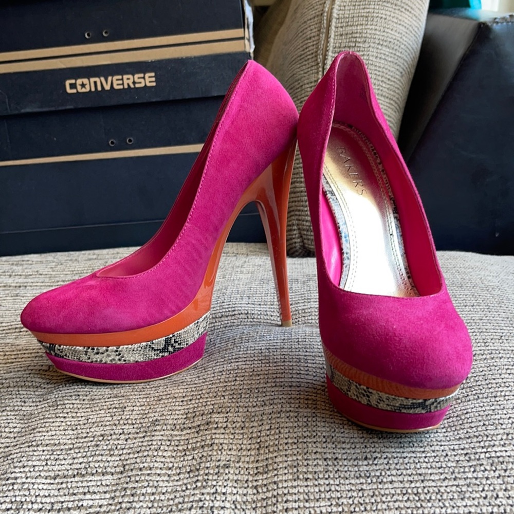 MUST GO‼️ Bakers Taryn Pumps